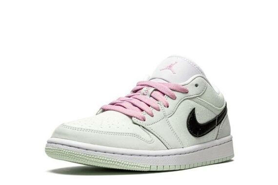 Wmns Air Jordan 1 Low SE "Barely Green"