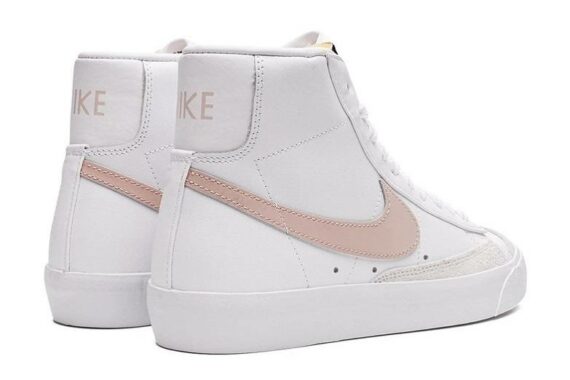 Nike Blazer Mid ’77 “Oxford Pink”