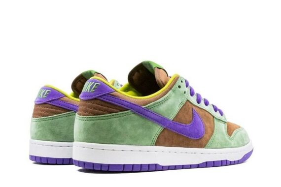 Dunk Low SP “Veneer”