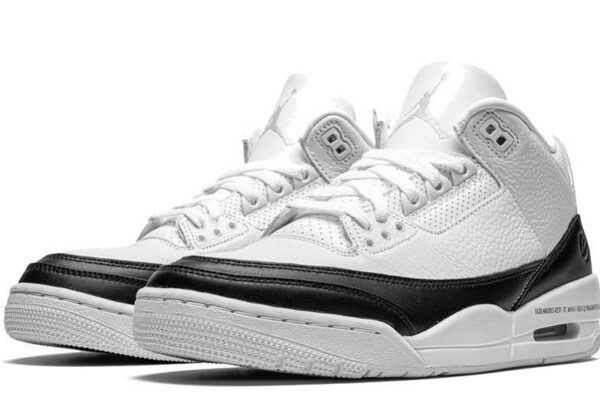 Fragment x Air Jordan 3 White/Black DA3595-100