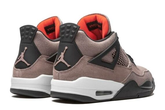 Air Jordan 4 “Taupe Haze”