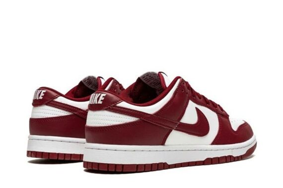 Dunk Low “Team Red”