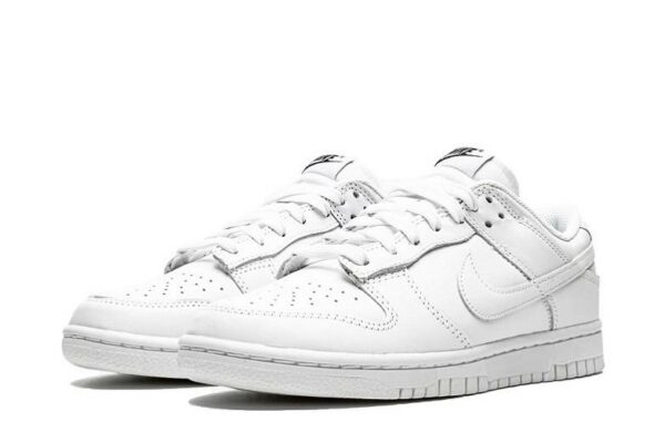 Dunk Low Triple White DD1503-109