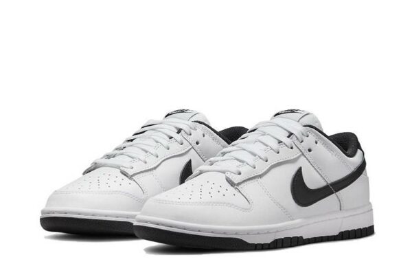 Nike Dunk Low White/Black WMNS DD1503-113