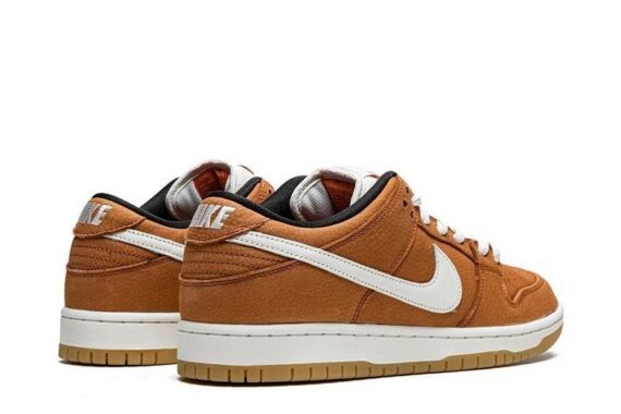 Nike SB Dunk Low “Russet Sail”