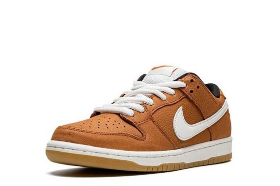 Nike SB Dunk Low “Russet Sail”