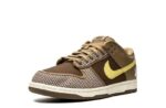 Dunk Low "Undefeated - Canteen"