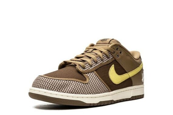 Dunk Low "Undefeated - Canteen"