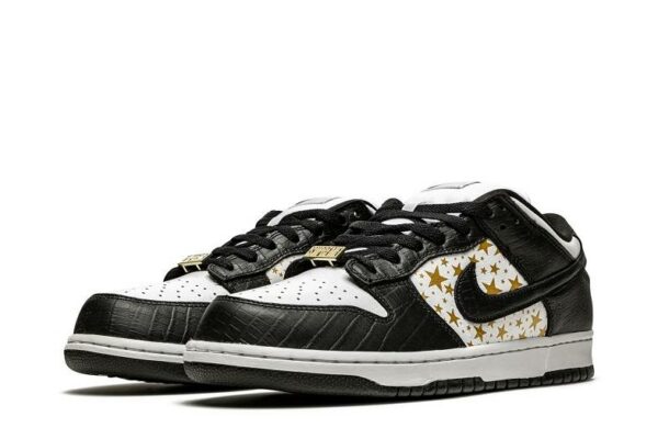 SB Dunk Low Stars Black DH3228-102