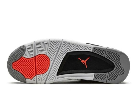 Jordan 4 “Infrared”