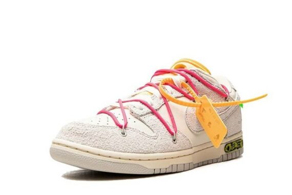 Off-White x Nike Dunk Low “Lot 17”