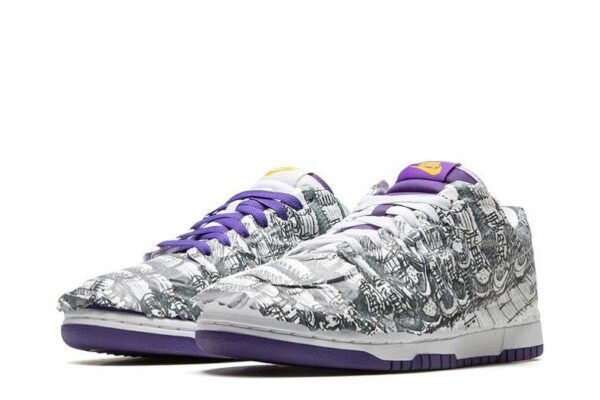 SB Dunk Low Flip The Old School DJ4636-100