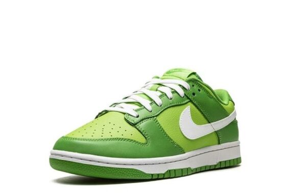 Nike Dunk Low “Chlorophyll”