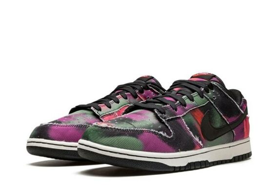 SB Dunk Low “Graffiti”