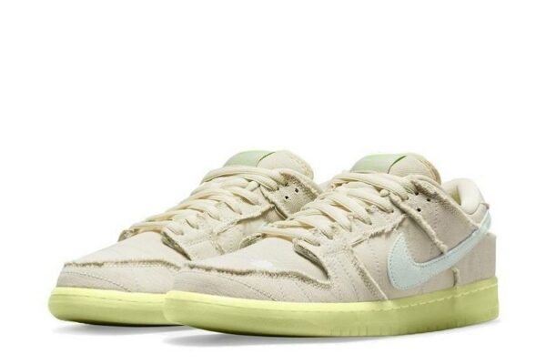 Nike SB Dunk Low Mummy DM0774-111