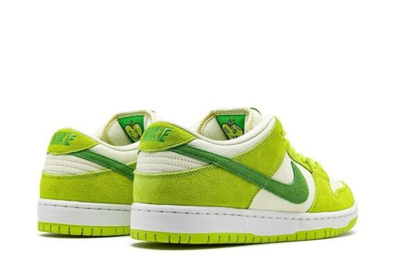 Nike SB Dunk Low “Green Apple”