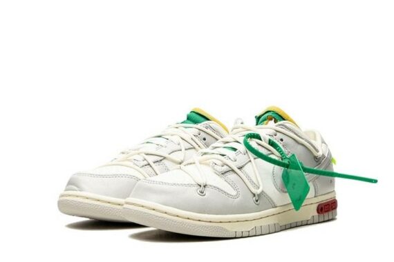 Off-White x Nike Dunk Low "Lot 25"