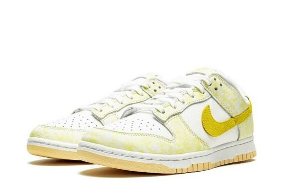 Dunk Low “Yellow Strike”