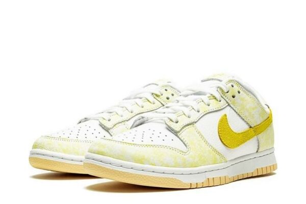 Dunk Low Yellow Strike DM9467-700