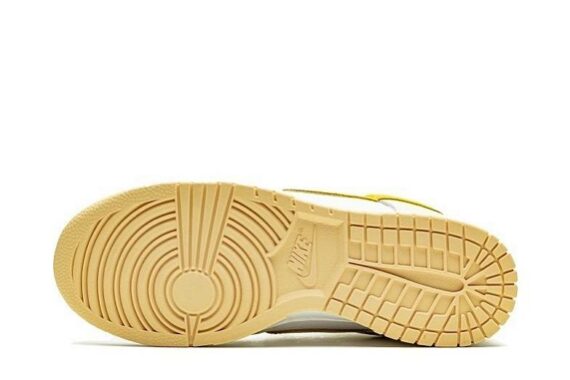 Dunk Low “Yellow Strike”