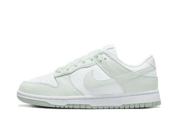 Dunks Low “White Mint”