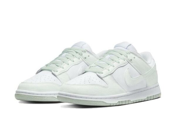 Dunks Low White Mint DN1431-102