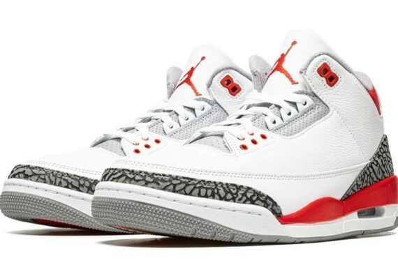 Jordan 3 OG “Fire Red”