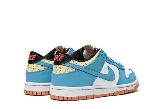 SB Dunk Low "Kyrie Irving"