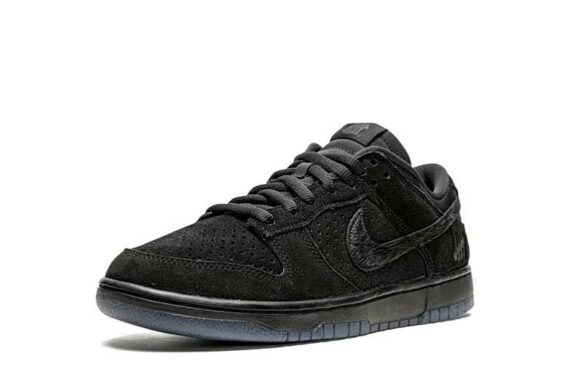 Undefeated Dunk Low “Black”