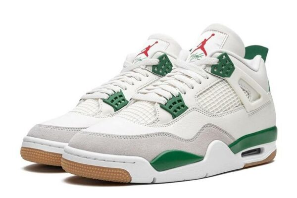 Nike SB x Air Jordan 4 Retro Pine Green DR5415-103