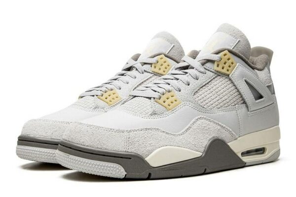 Air Jordan 4 SE Craft Photon Dust DV3742-021