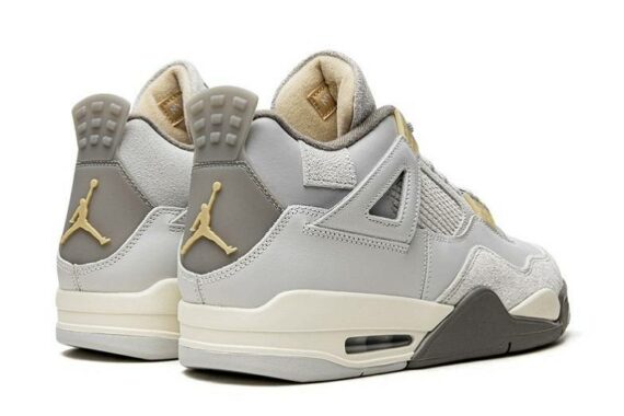 Air Jordan 4 SE Craft “Photon Dust”