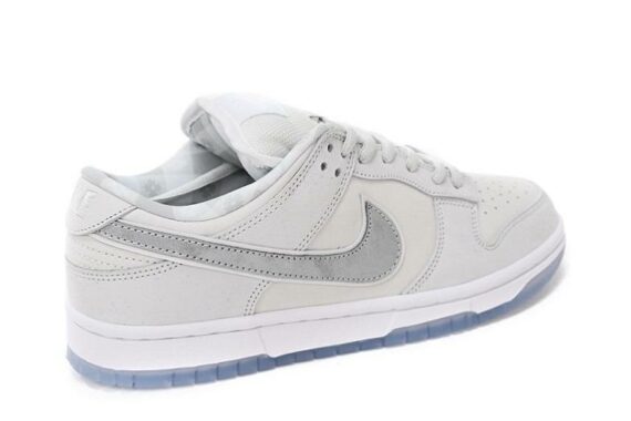 Concepts x Nike SB Dunk Low "White Lobster"
