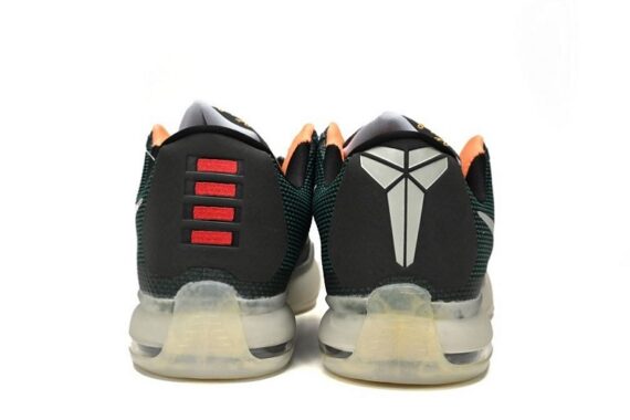 Kobe 10 "Flight"