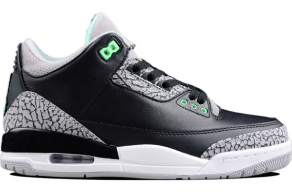 Air Jordan 3 Retro "Green Glow"