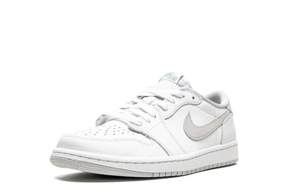 Air Jordan 1 Retro Low OG "Neutral Grey" 2021