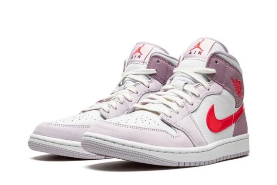 Wmns Air Jordan 1 Mid "Valentine's Day"