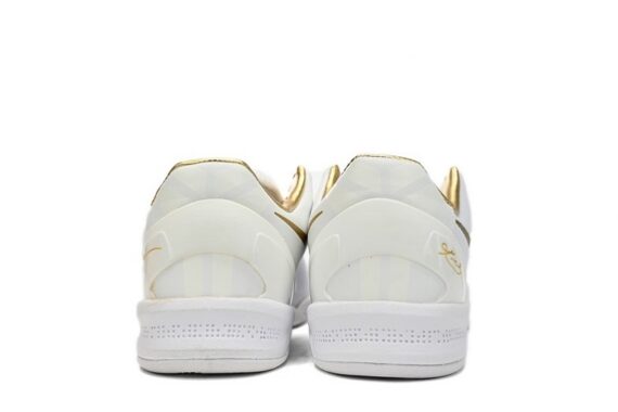 Kobe 8 Protro "Mambacita"