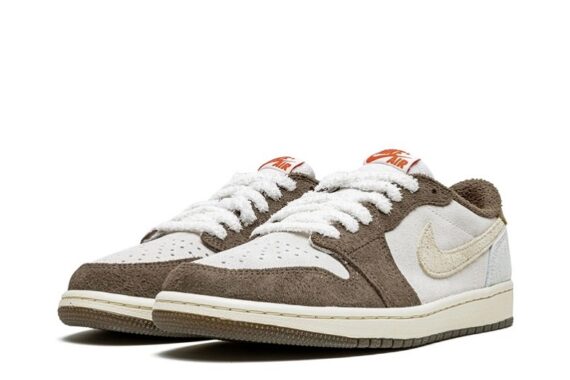 Air Jordan 1 Retro Low OG "Year of the Rabbit"