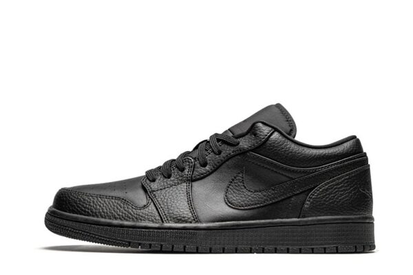 Air Jordan 1 Low "Triple Black"