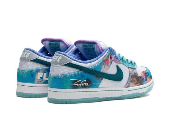 Futura Laboratories x Dunk Low SB "Bleached Aqua"