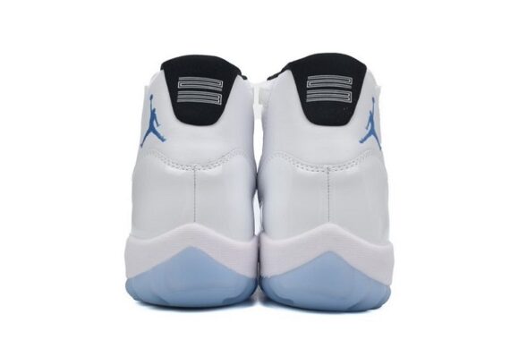 Air Jordan 11 Retro "Columbia / Legend Blue" 2024