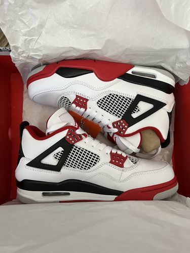 Air Jordan 4 Retro "Fire Red" photo review