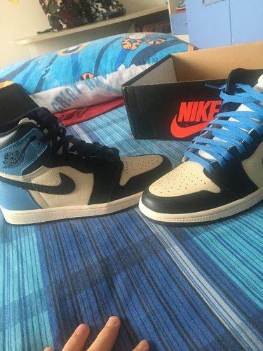 Air Jordan 1 Retro High OG 'Obsidian' photo review