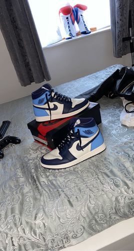 Air Jordan 1 Retro High OG 'Obsidian' photo review