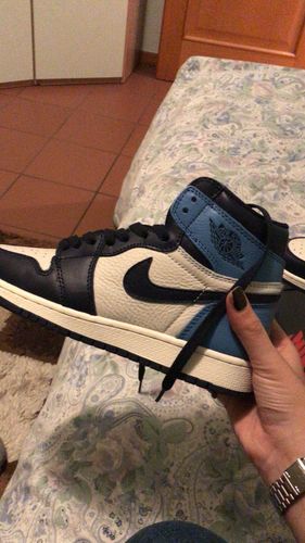 Air Jordan 1 Retro High OG 'Obsidian' photo review