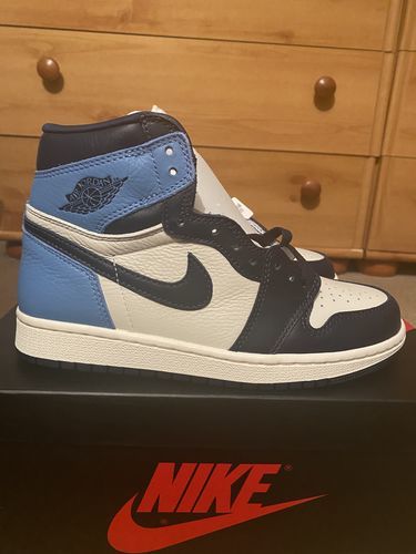 Air Jordan 1 Retro High OG 'Obsidian' photo review