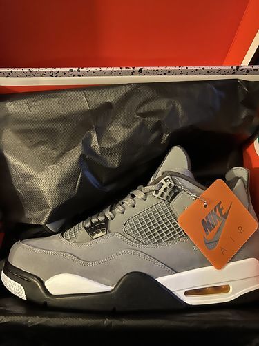 Air Jordan 4 Retro Kaws "Cool Grey" photo review