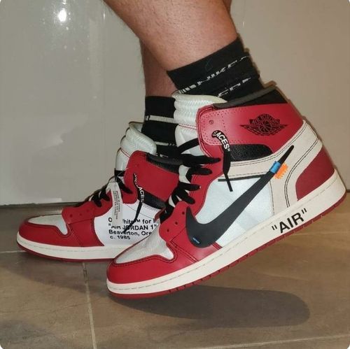 Off-White x Air Jordan 1 Retro High OG 'Chicago' photo review