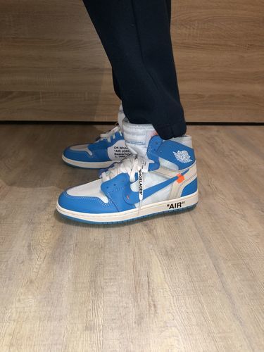 Off-White x Air Jordan 1 Retro High OG 'UNC' photo review